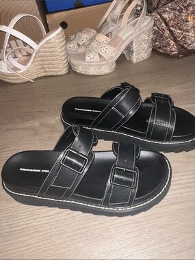 Princess Polly Black Double-Buckle Slide Sandals